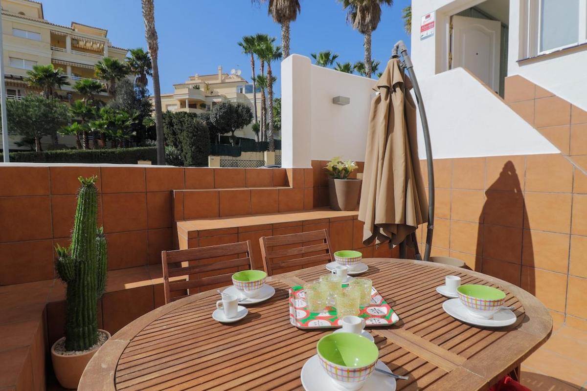 C43 - Family House With Terrace And Shared Pool Villa Benalmadena Luaran gambar