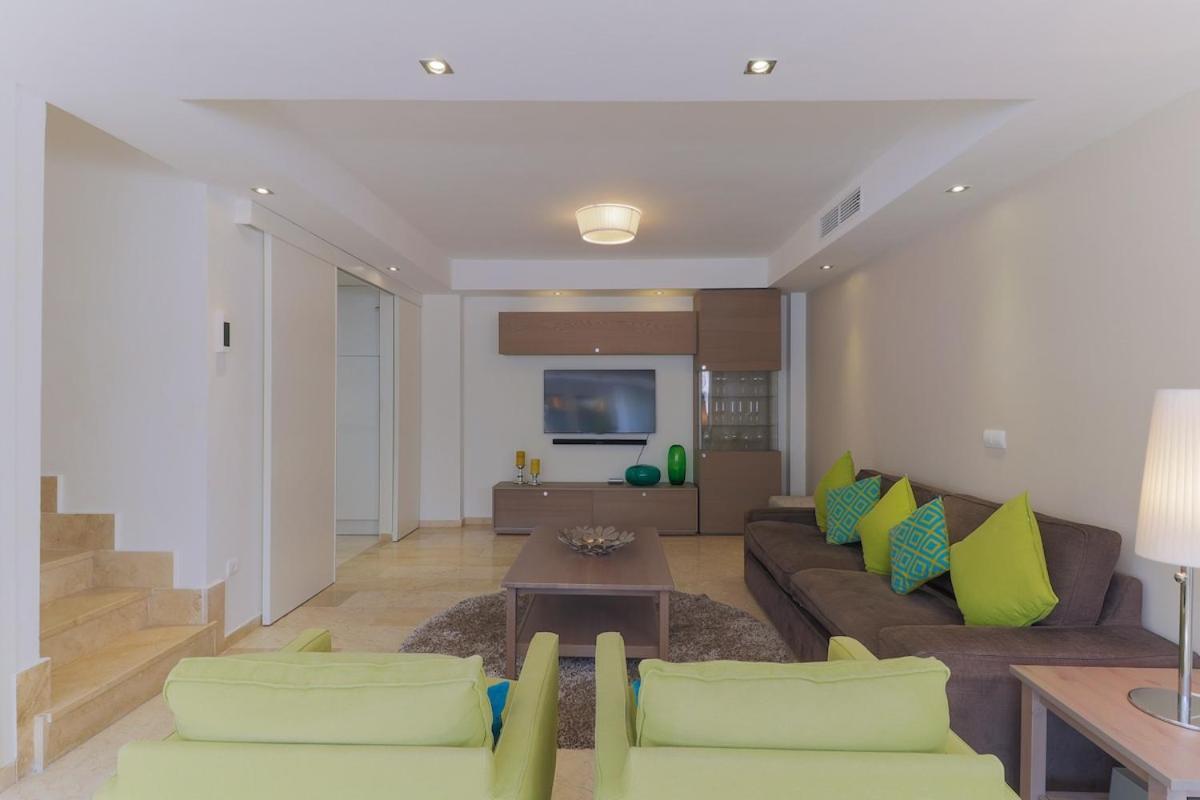 C43 - Family House With Terrace And Shared Pool Villa Benalmadena Luaran gambar